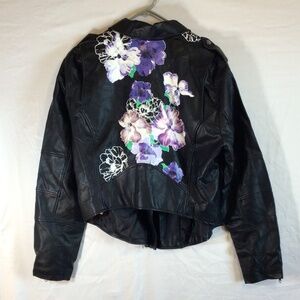 Torrid moto jacket women’s size 2 black floral faux leather long sleeve